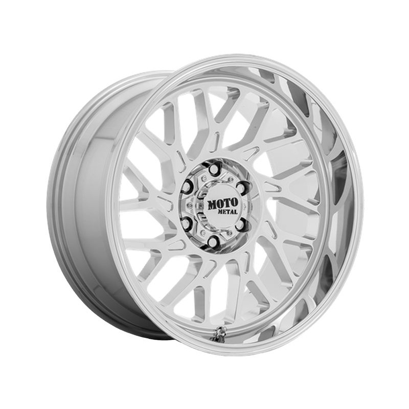Moto Metal Chrome MO805 Predator Wheels | RealTruck