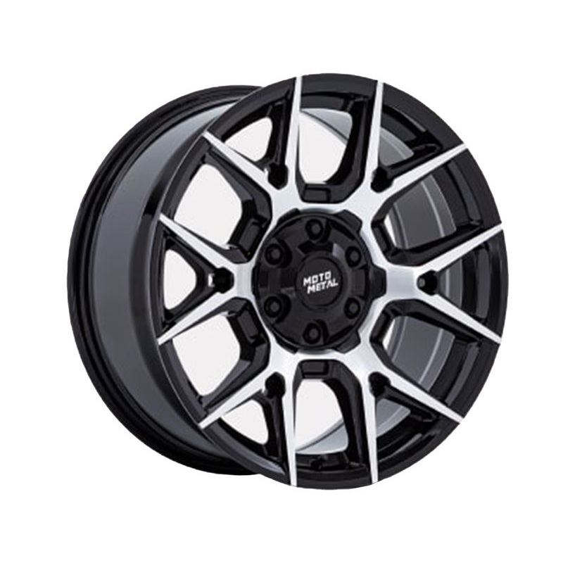 Moto Metal Machined Gloss Black MO813 Mason Wheels | RealTruck