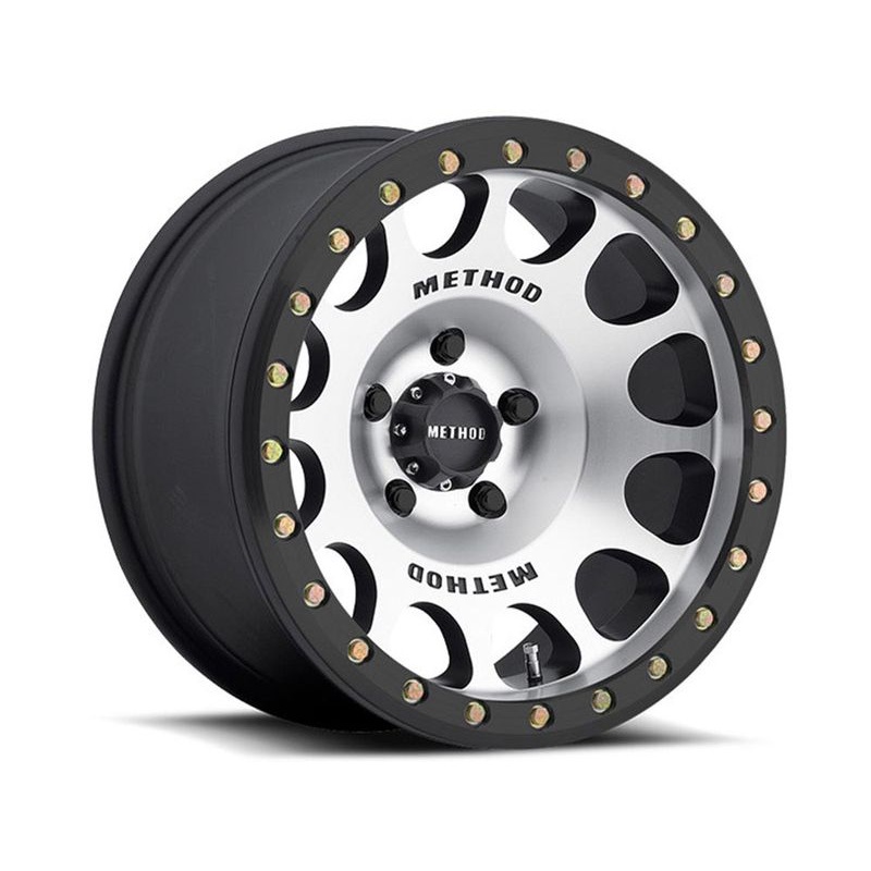 Method Machined Black 105 Beadlock Wheels | RealTruck