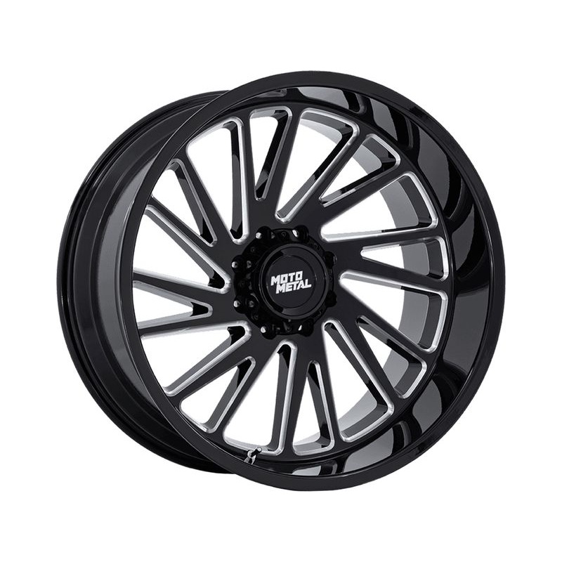 Moto Metal Milled Gloss Black MO811 Combat Wheels | RealTruck