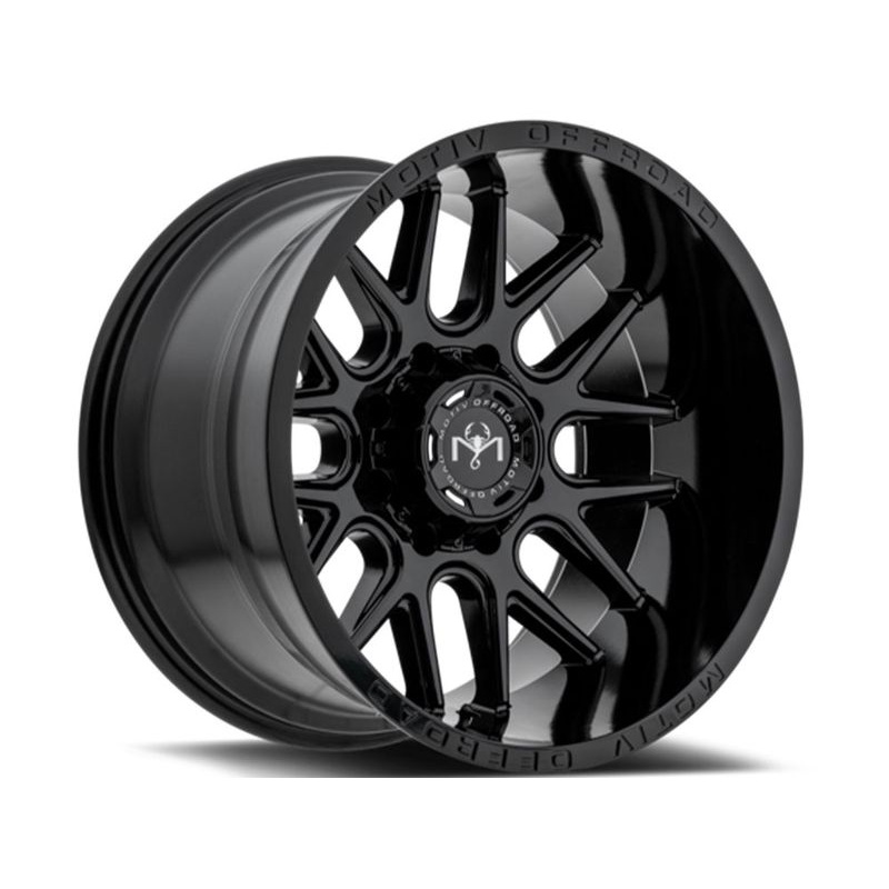 Motiv Gloss Black Magnus Wheels | RealTruck