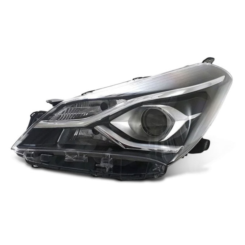 Toyota Yaris 5 Door Hatchback 2017-2020 Headlamp With Projector Lamp With Halogen Daytime Running Lamp Passenger Side L